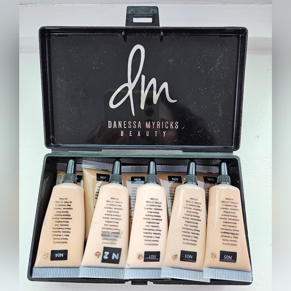 Danessa Myrics Vision Cream Cover PRO Palette Kit - Neutral - Picture 5 of 6